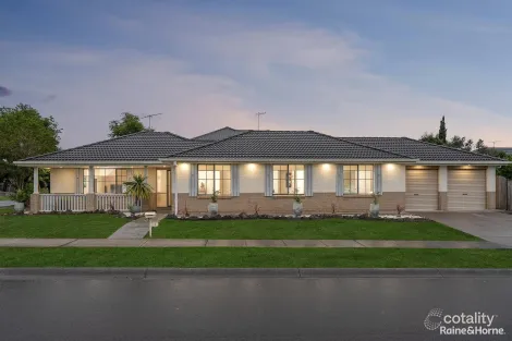 Property photo of 1 Taubman Drive Horningsea Park NSW 2171