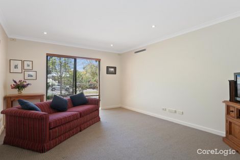 Property photo of 2 Batavia Way Salter Point WA 6152