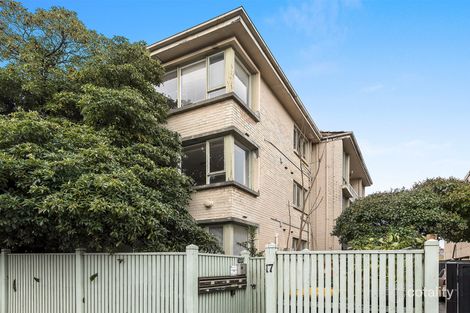 Property photo of 4/17 Burnett Street St Kilda VIC 3182