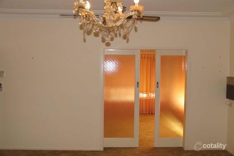 Property photo of 66 Meadow Street Kooringal NSW 2650