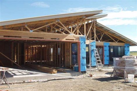 Property photo of 22 Foster Drive Bundaberg North QLD 4670