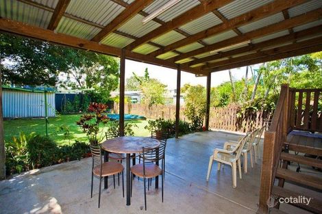 25 Bell St, Woody Point, QLD 4019