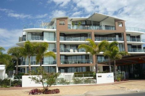 Property photo of 1/558-559 Esplanade Urangan QLD 4655