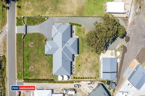 Property photo of 5 Saltbush Avenue One Mile NSW 2316