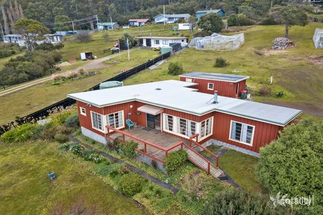 370 Pirates Bay Dr, Eaglehawk Neck, TAS 7179