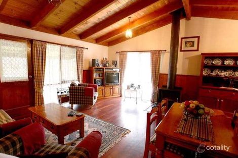 Property photo of 26-28 Ferres Road Emerald VIC 3782