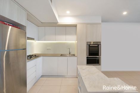 Property photo of 2054/123 Cavendish Road Coorparoo QLD 4151