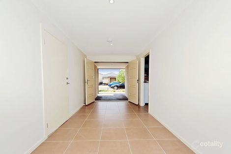 Property photo of 28 Cepora Road Tarneit VIC 3029