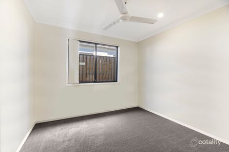 Property photo of 17 Hill Drive Pimpama QLD 4209