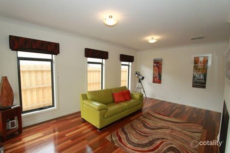 Property photo of 18 Creswick Avenue Eynesbury VIC 3338