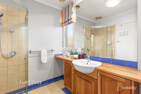 Property photo of 12 Namron Street Bentleigh East VIC 3165