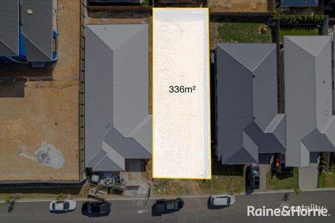 Property photo of 43 Barham Way Spring Mountain QLD 4300