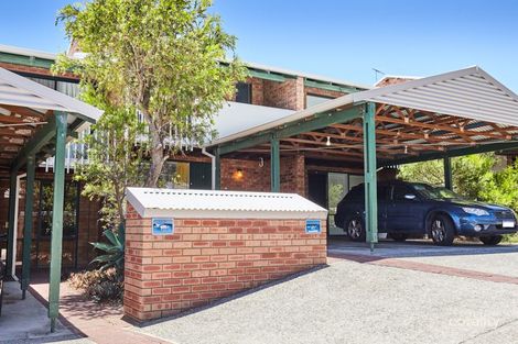 16/10 Stirling St, Fremantle, WA 6160