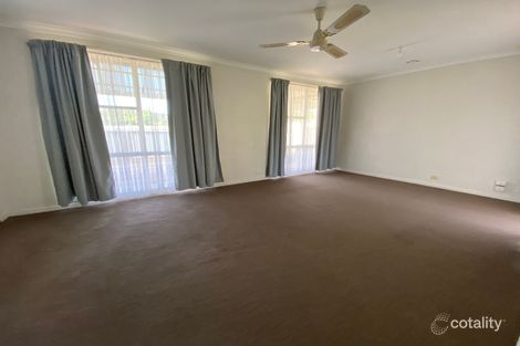 Property photo of 15 Swallow Street Werribee VIC 3030