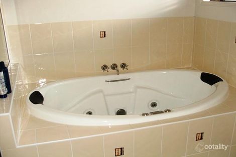 Property photo of 13 Whitewood Close Mount Louisa QLD 4814