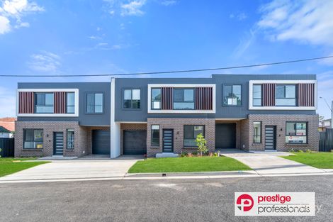 32c English St, Glenfield, NSW 2167