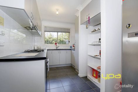 Property photo of 13/4-16 Melaleuca Drive Meadow Heights VIC 3048