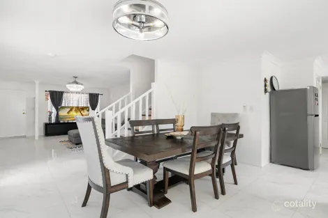 Property photo of 6/50 Endeavour Street Mount Ommaney QLD 4074