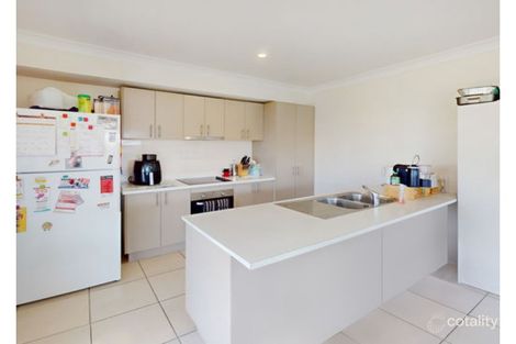 Property photo of 19 Eagleton Crescent Leichhardt QLD 4305