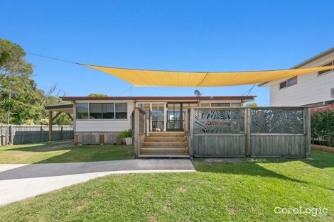 18 Bishop Rd, Beachmere, QLD 4510