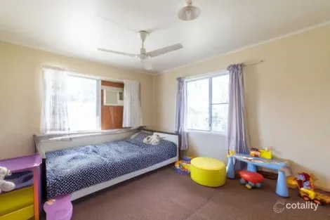 Property photo of 11 Middle Crescent Dysart QLD 4745