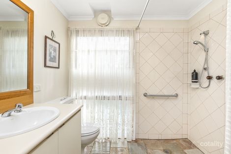 Property photo of 3 Manorvale Parade Werribee VIC 3030