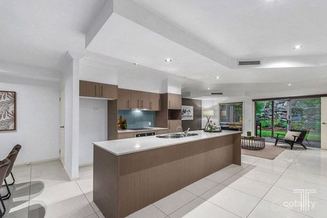 Property photo of 4/276 Pine Mountain Road Carina Heights QLD 4152