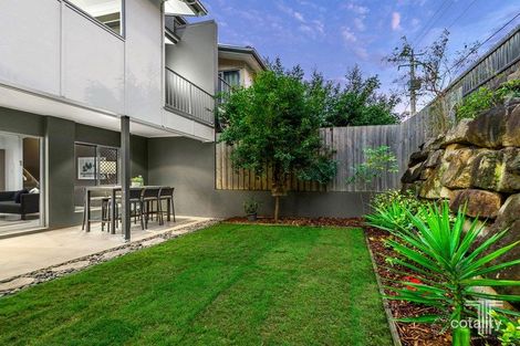 Property photo of 4/276 Pine Mountain Road Carina Heights QLD 4152