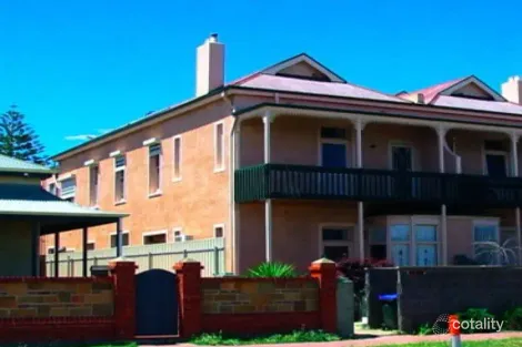 2/258 Seaview Rd, Henley Beach, SA 5022