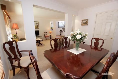 Property photo of 19 Connah Crescent Carindale QLD 4152
