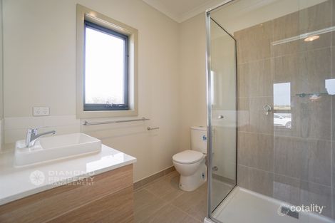 Property photo of 175 Ernstbrook Drive Clyde VIC 3978