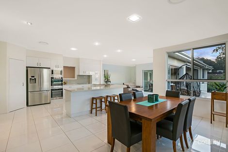 Property photo of 2 Guido Avenue Blue Mountain Heights QLD 4350