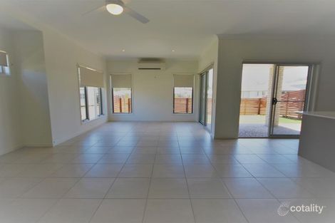 Property photo of 2 Hirono Close Leichhardt QLD 4305