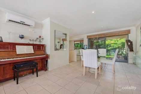 Property photo of 22/20 Fairway Drive Clear Island Waters QLD 4226