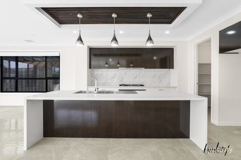 Property photo of 22 Westlock Road Mickleham VIC 3064