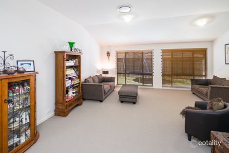 Property photo of 28 Whitby Place Thornlands QLD 4164