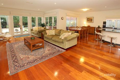 Property photo of 7 Spring Rise Glen Waverley VIC 3150