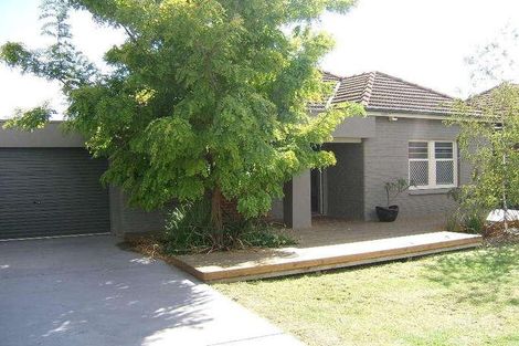 25 Western Pde, Brooklyn Park, SA 5032