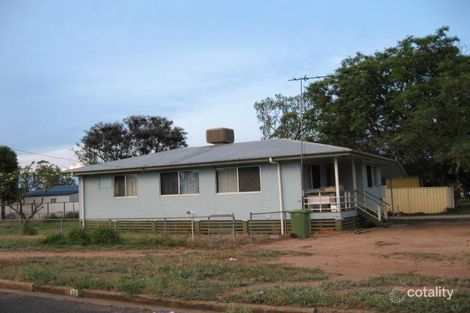 44 Wey St, Blackwater, QLD 4717
