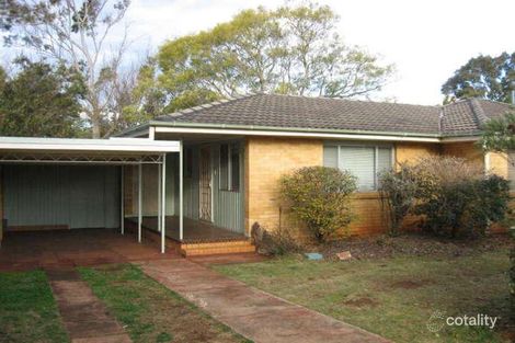 Property photo of 24 Talinga Street Mount Lofty QLD 4350