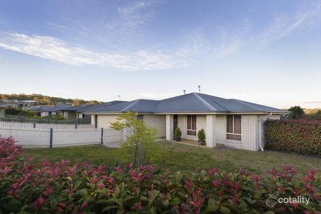 Property photo of 2 Sandalwood Drive Glenvale QLD 4350