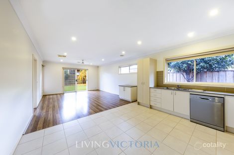 Property photo of 11 Citronelle Circuit Brookfield VIC 3338