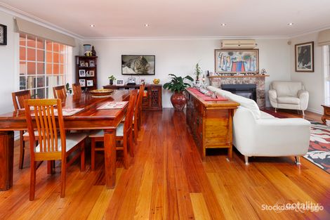 Property photo of 10 Rawdon Hill Drive Dandenong North VIC 3175