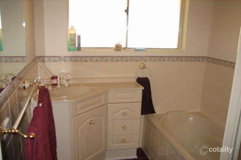 Property photo of 53 Yettie Road Williamstown SA 5351