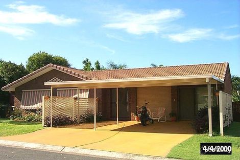 16 Perth Sq, Highland Park, QLD 4211