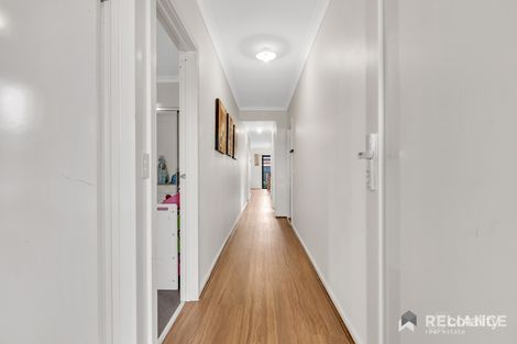 Property photo of 41 Travers Street Craigieburn VIC 3064