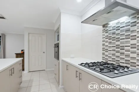 Property photo of 16 Woodside Loop Beckenham WA 6107