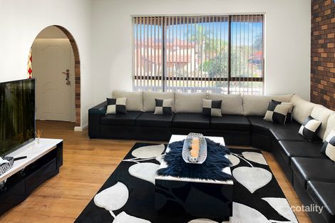 Property photo of 1 Buchan Place Wetherill Park NSW 2164