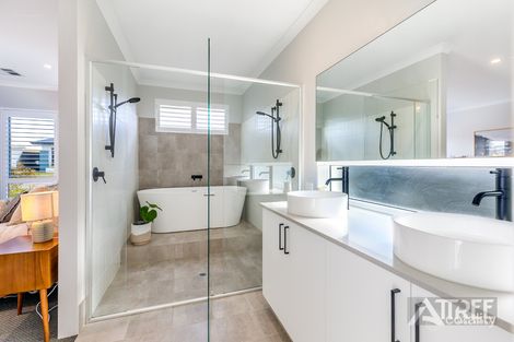 Property photo of 11 Pindalup Street Piara Waters WA 6112