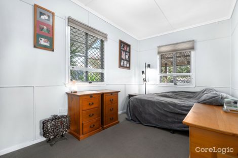 Property photo of 237 Wynnum North Road Wynnum QLD 4178